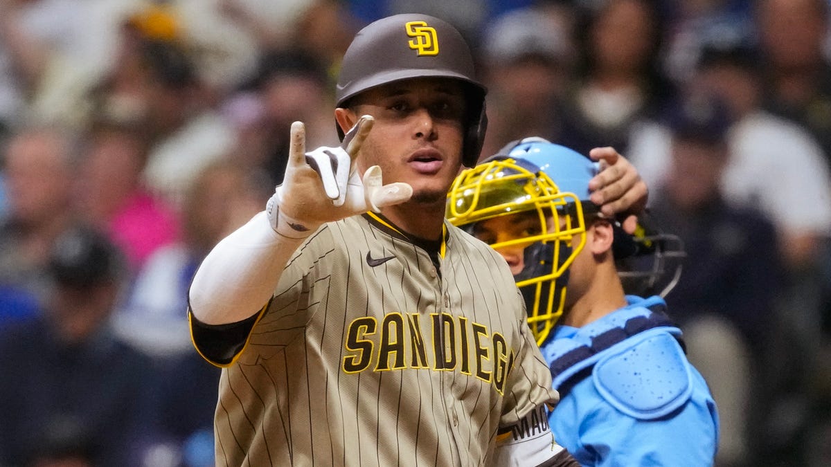 Padres at Brewers odds, picks and predictions