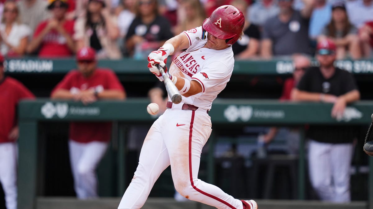 College World Series picks, predictions for Day 2 in Omaha
