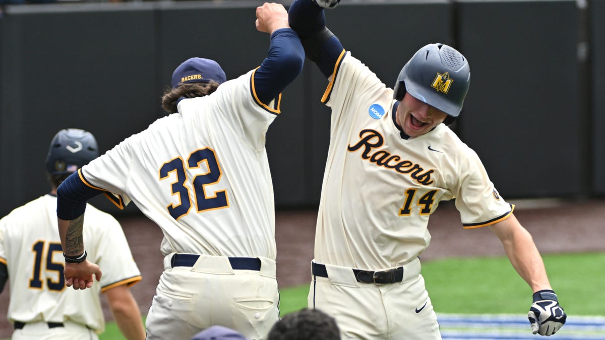 Scores, start times, TV channels for Monday