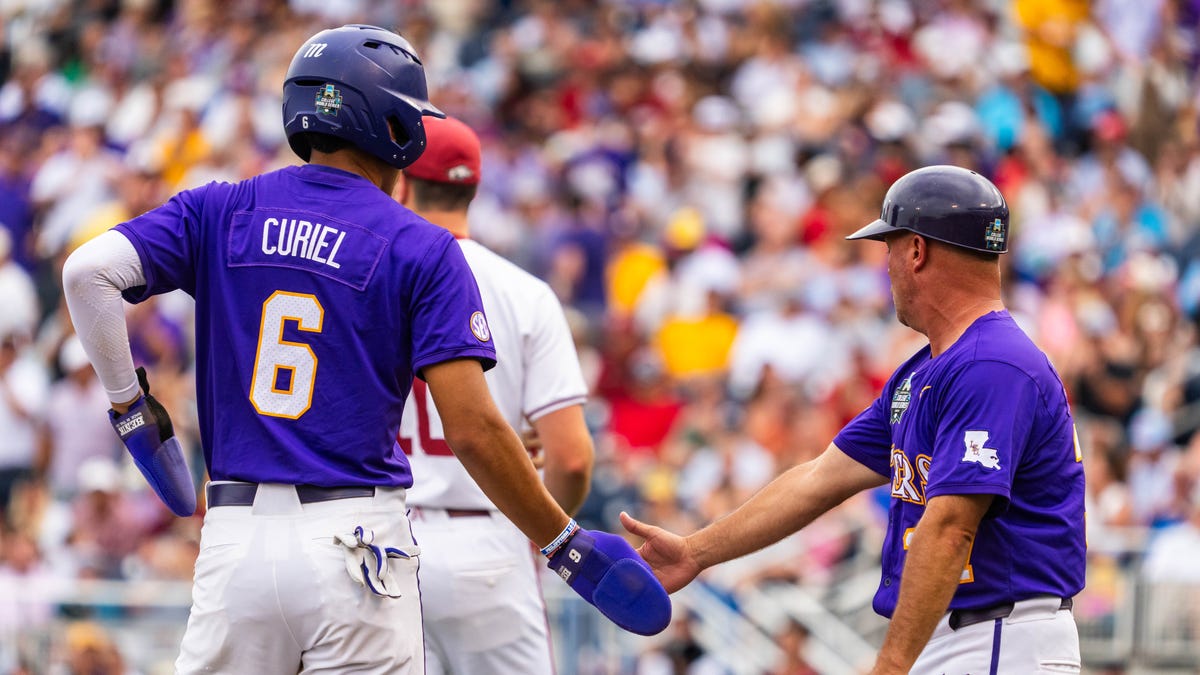 Winners and losers from Day 2 of College World Series in Omaha