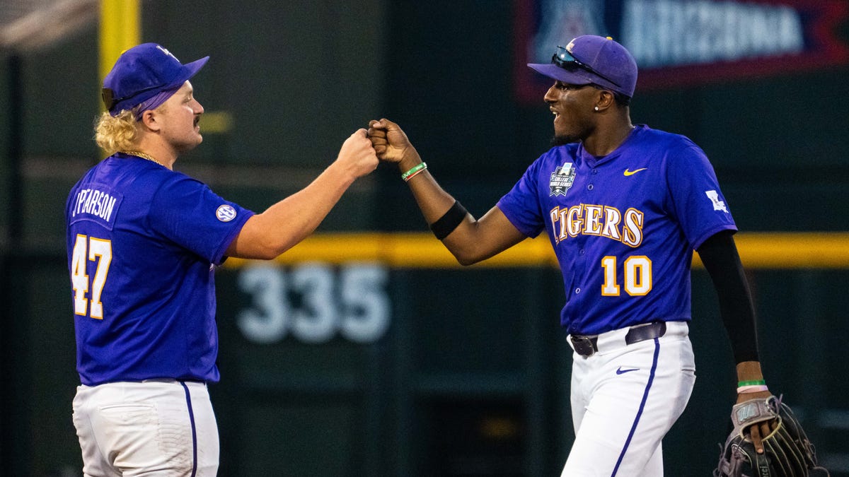 LSU vs UCLA baseball live score, updates, highlights