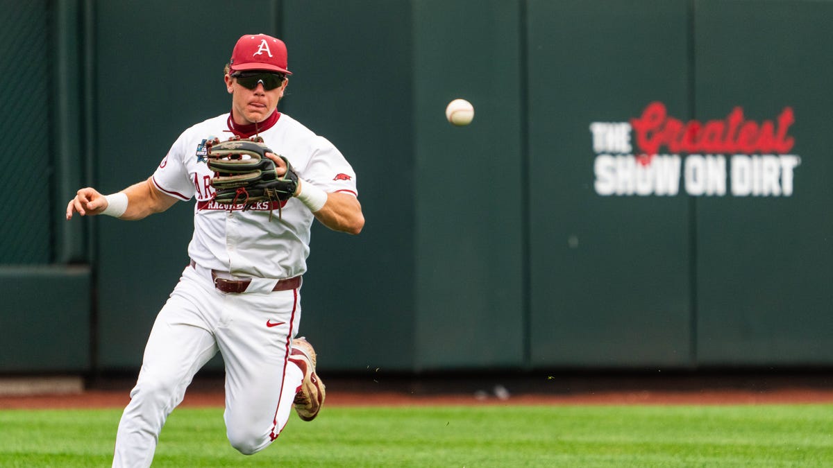 When does Arkansas play next in College World Series? Time, TV channel