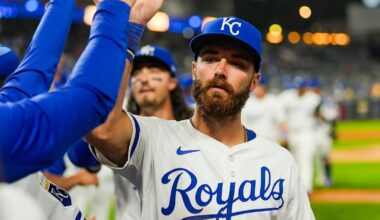 Royals rookie John Rave honors late dad on first Father's Day in MLB