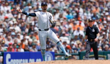 3 errors and a botched double-play sink Tigers in series finale