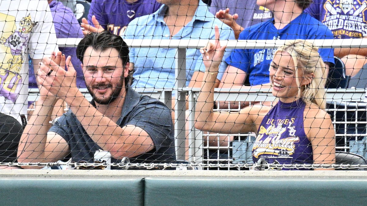 Detroit Tigers mascot Paws gets no love from Skenes fan Livvy Dunne