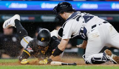 Game 2: Pirates 8, Tigers 4 (10) - The Detroit News