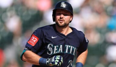 Mariners' Cal Raleigh sets MLB record after hitting 30th home run