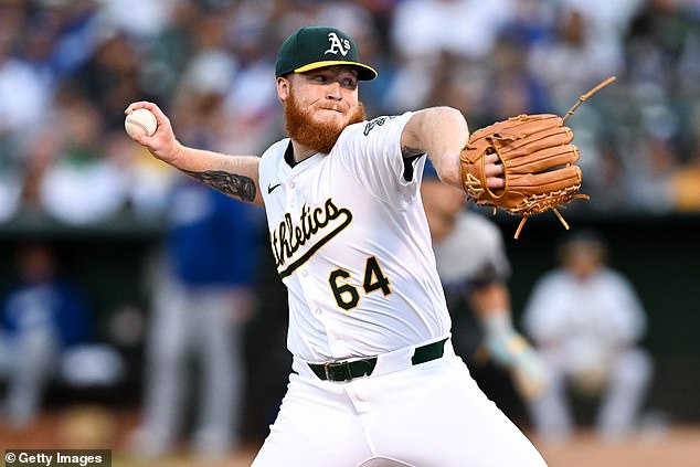 The Dodgers have acquired right-hander Will Klein in a trade with the Seattle Mariners