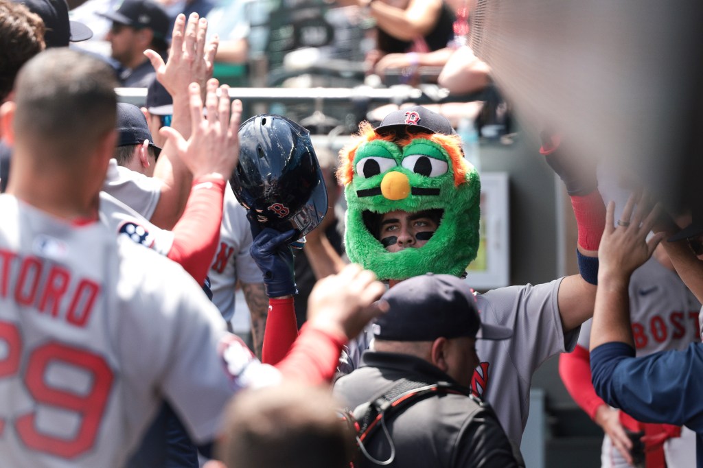 With latest pitching gem, Red Sox 'squeak out' series win over Mariners