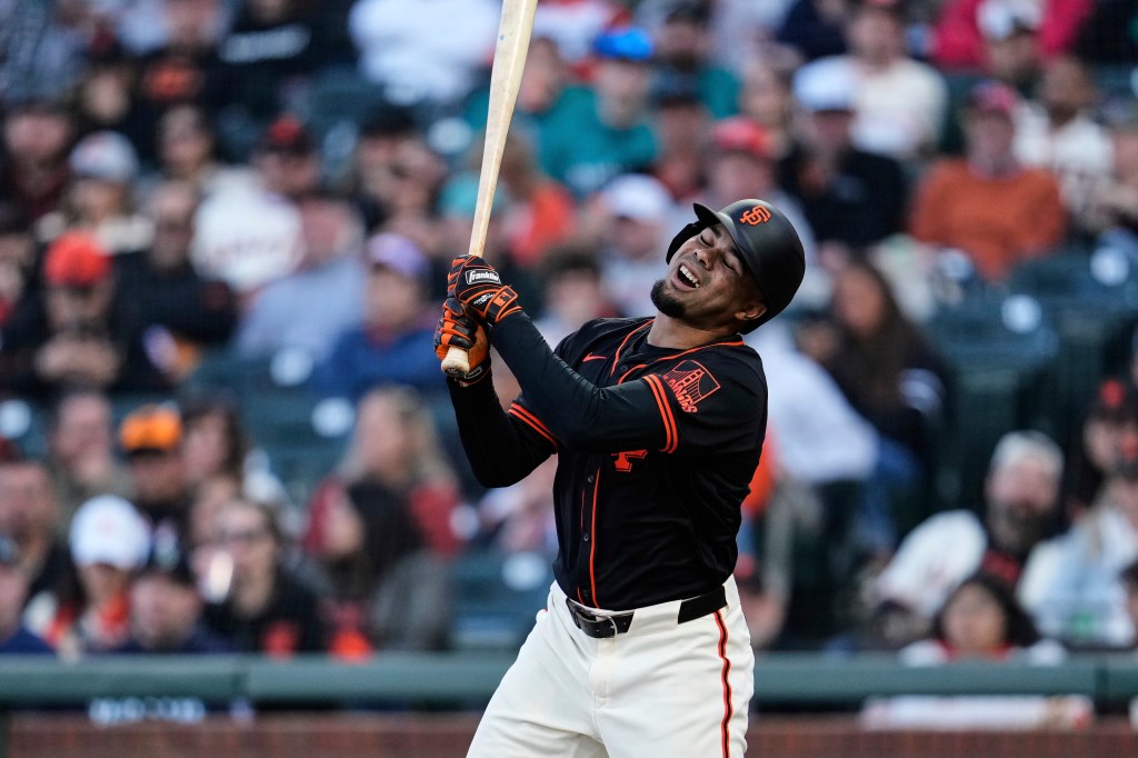 SF Giants DFA LaMonte Wade Jr., sign Dominic Smith