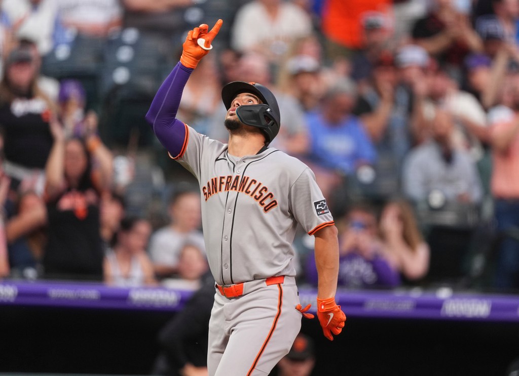 SF Giants' stunning ninth-inning comeback extends winning streak to six