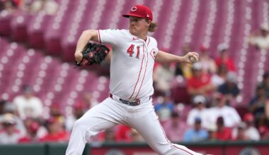 Brewers win 12th straight series against Cincinnati after walloping Abbott, Reds 9-1