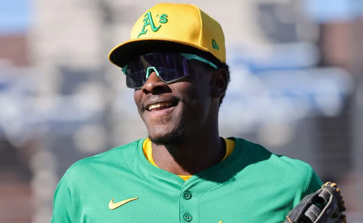 Denzel Clarke sends strong message after stunning catch with Athletics