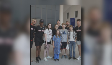 UofL baseball visits Omaha children’s hospital on off day