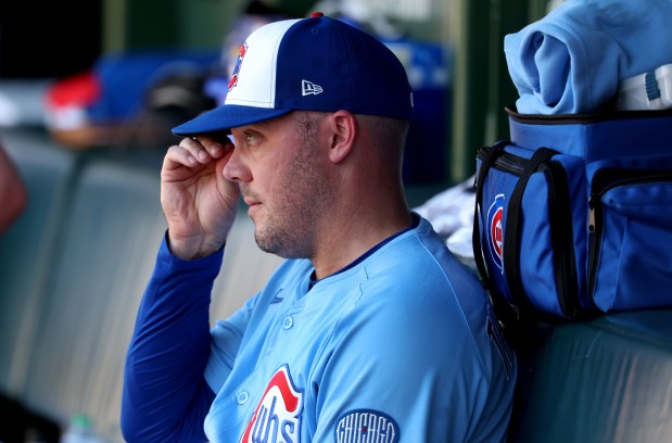 Cubs reliever Caleb Thielbar sits on the bench after being pulled from a game against the Mariners in the seventh inning on Friday, June 20, 2025, at Wrigley Field. (Chris Sweda/Chicago Tribune)