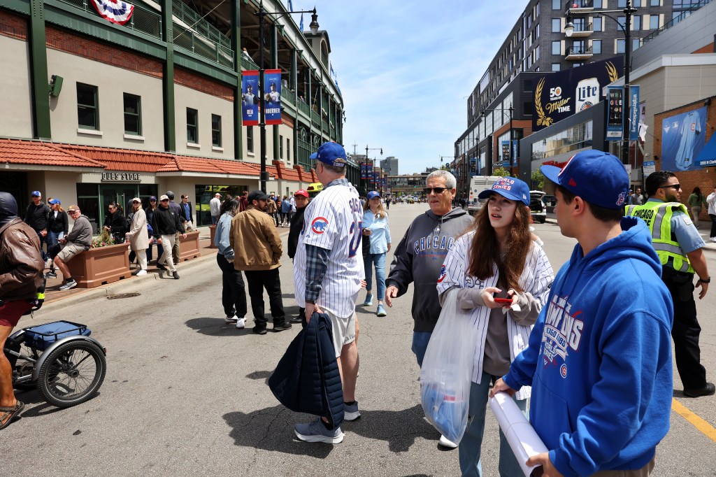 Chicago Cubs' Wrigley Field security upgrades advance