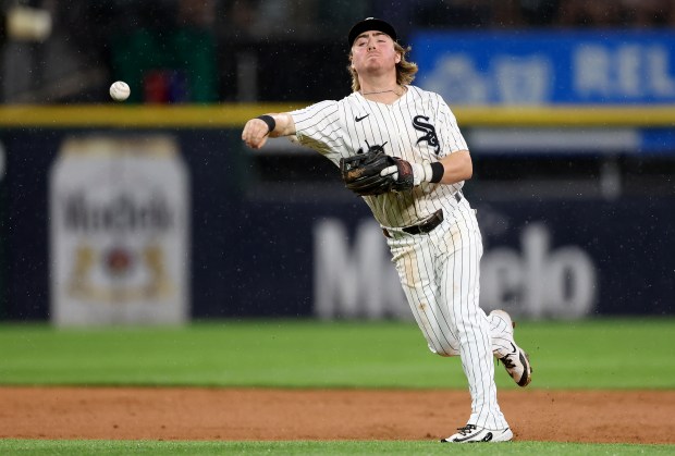 Chicago White Sox shortstop Chase Meidroth makes a throwing error in the seventh inning of a game against the Arizona Diamondbacks at Rate Field in Chicago on June 24, 2025. (Chris Sweda/Chicago Tribune)