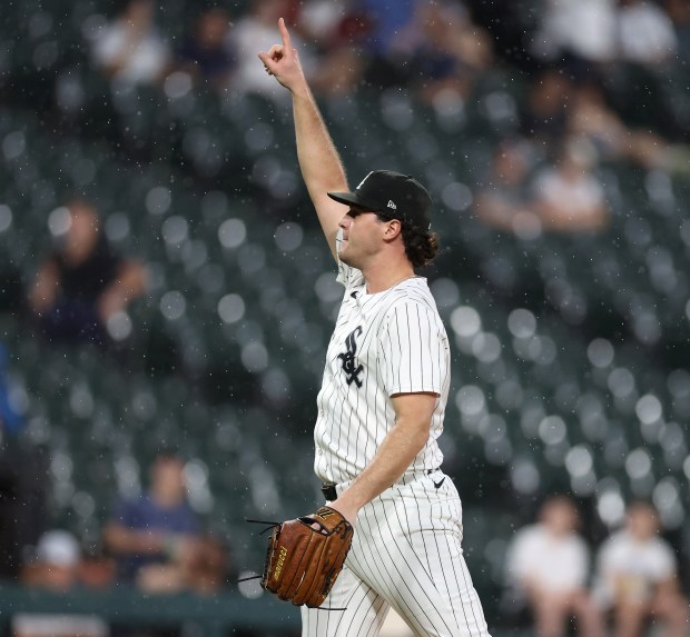 Chicago White Sox relief pitcher Mike Vasil (61) locates a ball in the air in the seventh inning of a game against the Arizona Diamondbacks at Rate Field in Chicago on June 24, 2025. (Chris Sweda/Chicago Tribune)