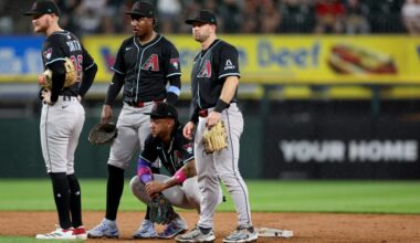Ketel Marte in tears after fan yells comment about late mother