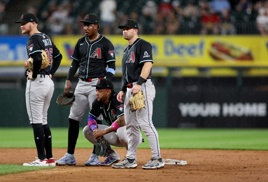 Ketel Marte in tears after fan yells comment about late mother