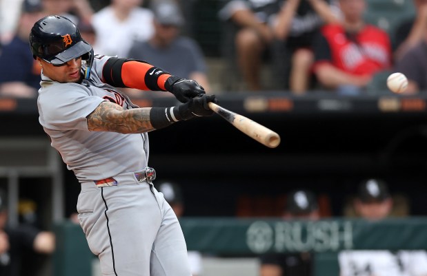 Detroit Tigers third baseman Javier Báez hits a single in the third inning of a game against the Chicago White Sox at Rate Field in Chicago on June 3, 2025. (Chris Sweda/Chicago Tribune)
