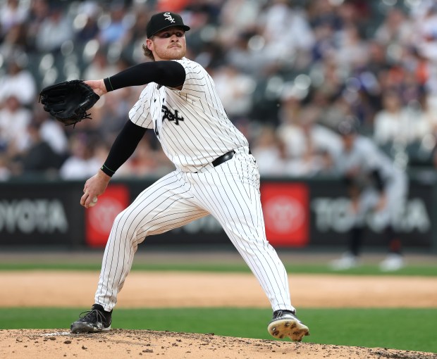 Chicago White Sox starting pitcher Shane Smith delivers to the Detroit Tigers in the fourth inning of a game at Rate Field in Chicago on June 3, 2025. (Chris Sweda/Chicago Tribune)