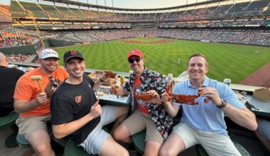 4 Orioles fans bring crabs into Camden Yards