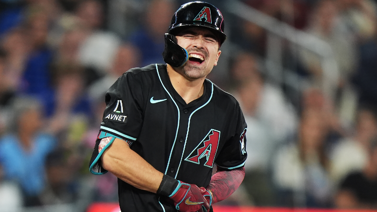 Diamondbacks OF Carroll exits vs. Blue Jays after being hit on left hand by pitch