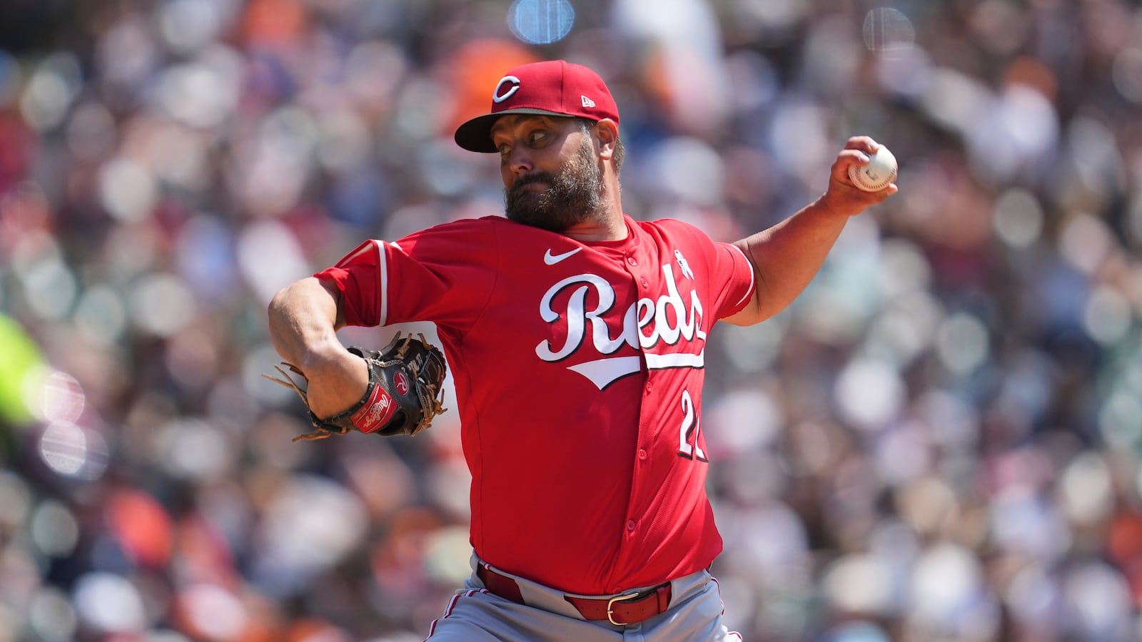Cincinnati Reds pitcher Wade Miley throws against the Detroit Tigers in the first inning during a baseball game, Sunday, June 15, 2025, in Detroit. (AP Photo/Paul Sancya)