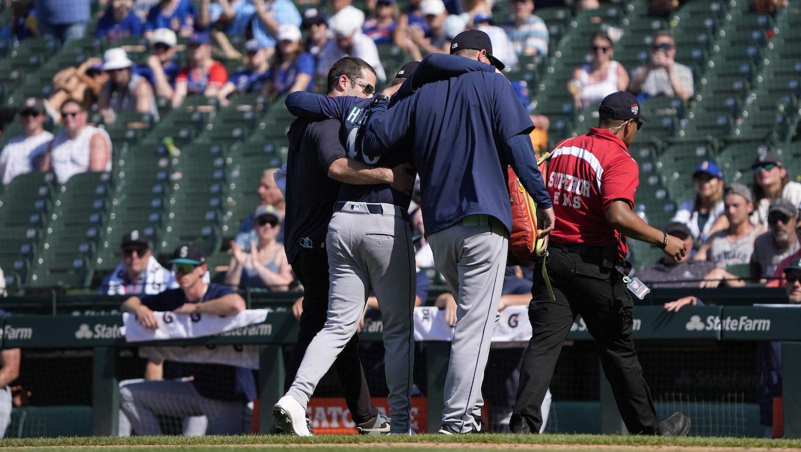 Cubs-Mariners game impacted by sweltering heat, endures several delays