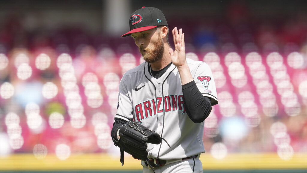 Arizona Diamondbacks pitcher Kyle Backhus...