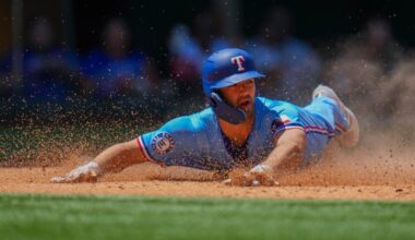 Texas Rangers’ Josh Smith (hamstring) out of lineup; Bruce Bochy says no IL stint required