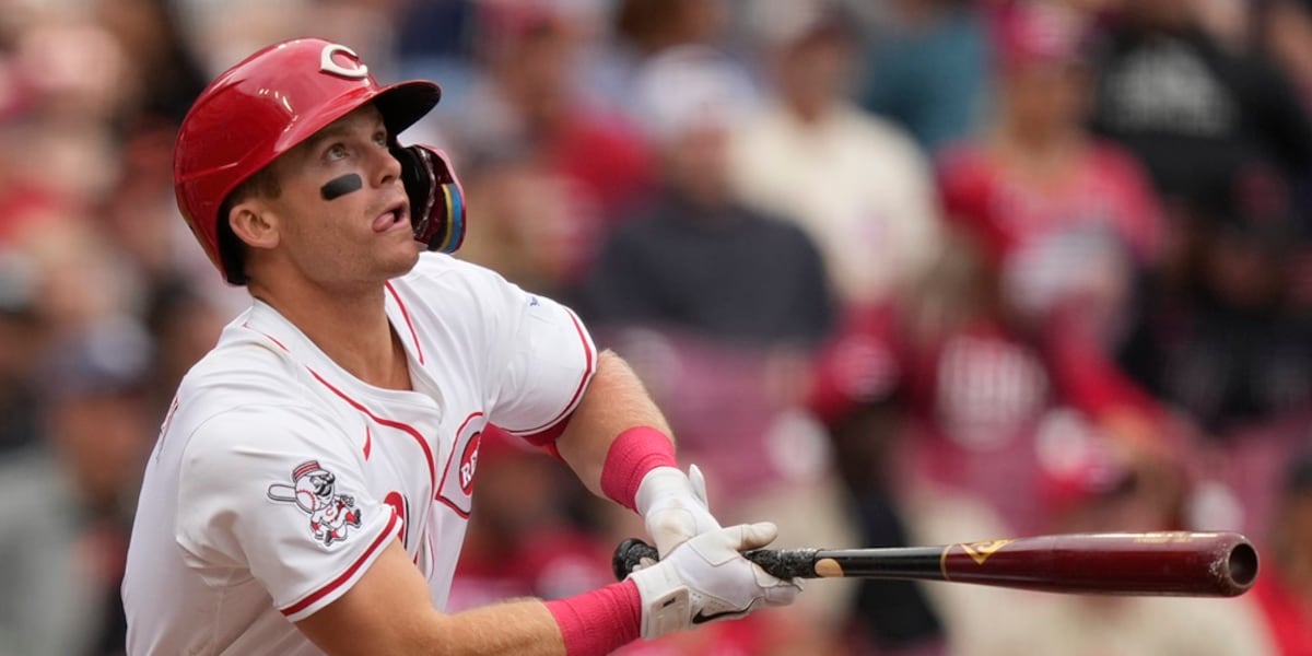 With a better view, the Reds sweep the Diamondbacks