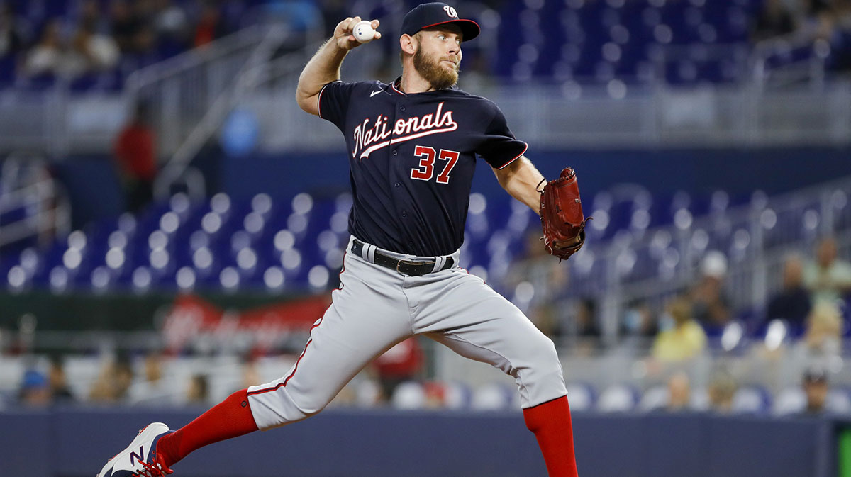 Washington Nationals starting pitcher Stephen Strasburg (37) delivers a pitch during the first inning against the Miami Marlins at loanDepot Park. 