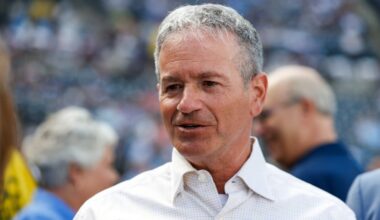 Rays in talks to sell to group led by Jacksonville developer