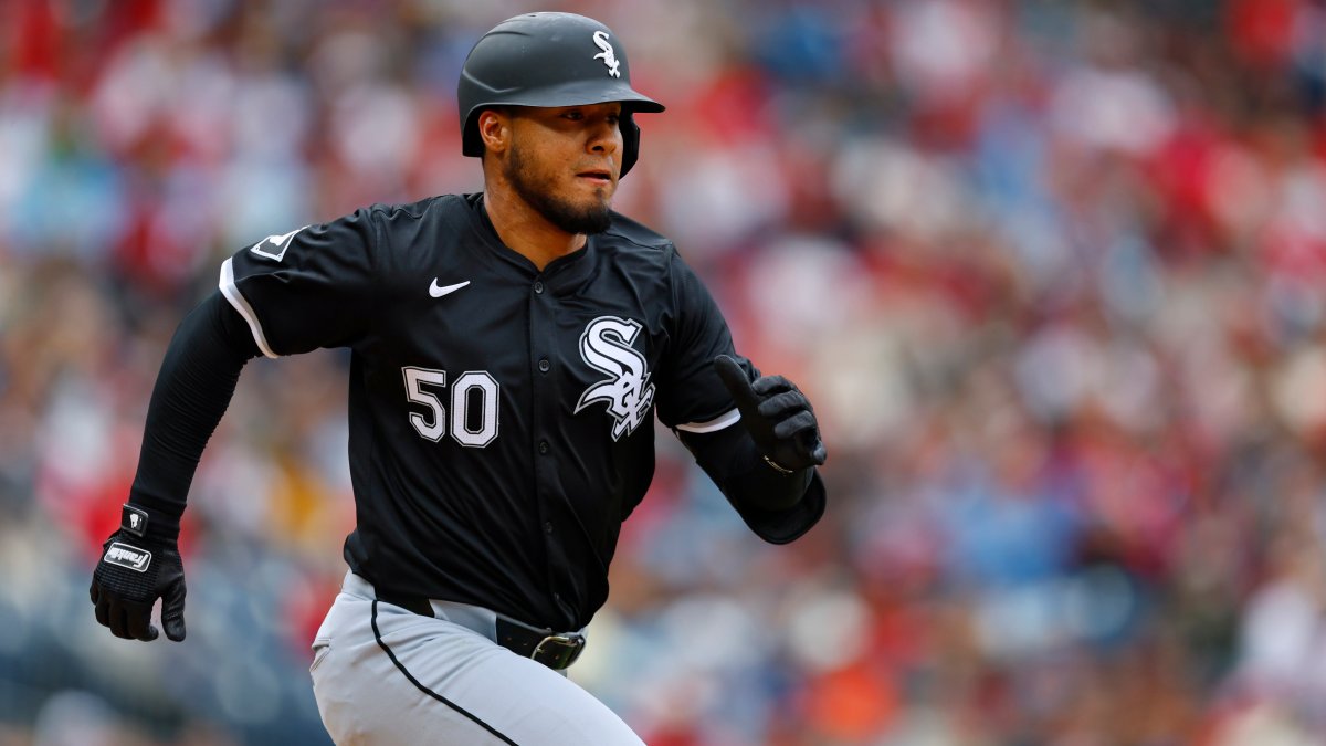 White Sox place Lenyn Sosa on IL, recall Tim Elko – NBC Chicago