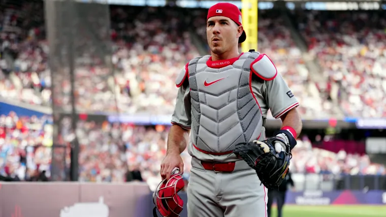 Phillies predicted to cut ties with JT Realmuto, on one condition image