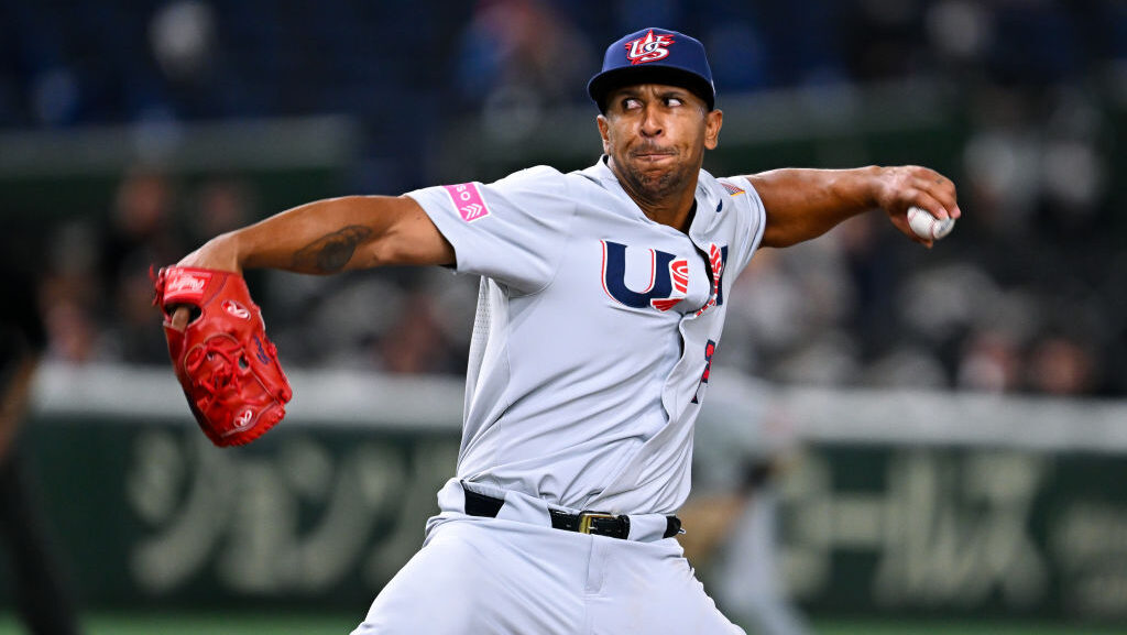 Anthony Gose #24 of USA signs with Diamondbacks...