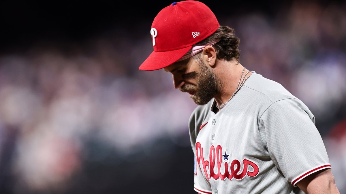 Bryce Harper out, dealing with wrist soreness that has lingered for a while – NBC Sports Philadelphia