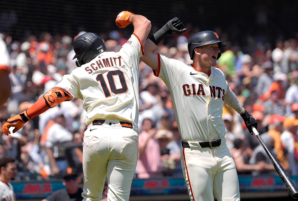 San Francisco Giants slug their way past the Boston Red Sox