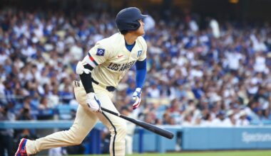 Shohei Ohtani hits 2 homers against Giants, ending the Dodgers star's 10-game homer drought