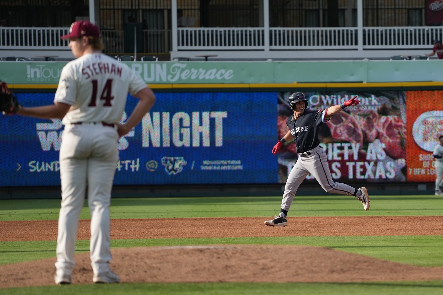 Hayes: Minnesota Twins Promote Tanner Schobel to Triple-A St. Paul - Notes