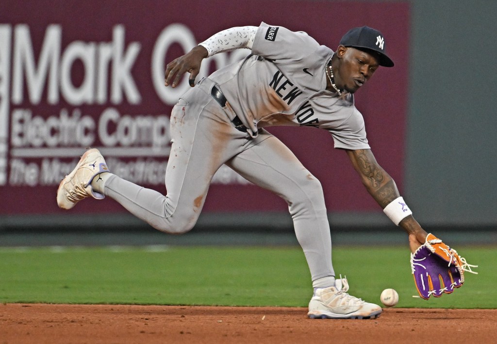 Jazz Chisholm fields a ball during sixth inning of the Yankees' win over the Royals.