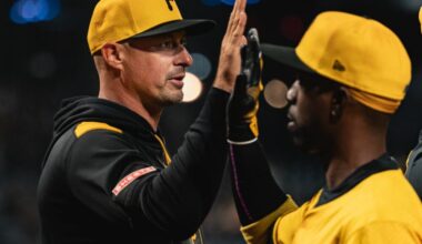 Don Kelly, Andrew McCutchen, Pittsburgh Pirates