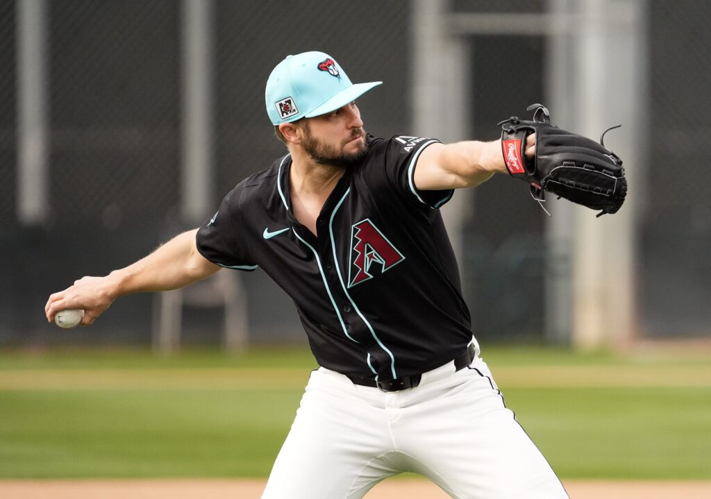 Diamondbacks Place Kendall Graveman On 15-Day IL