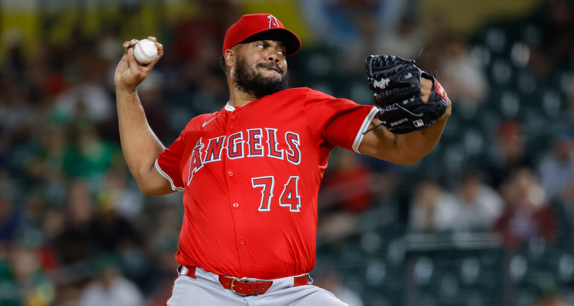 Ex-Red Sox Closer Explains Ongoing Mental Battle: 'It's Still Heavy'