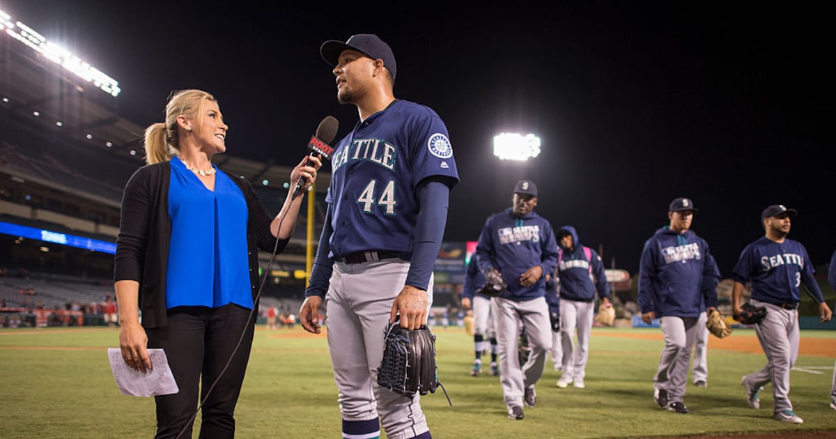 Angie Mentink embarks on new chapter as Seattle Mariners' first full-time female TV analyst