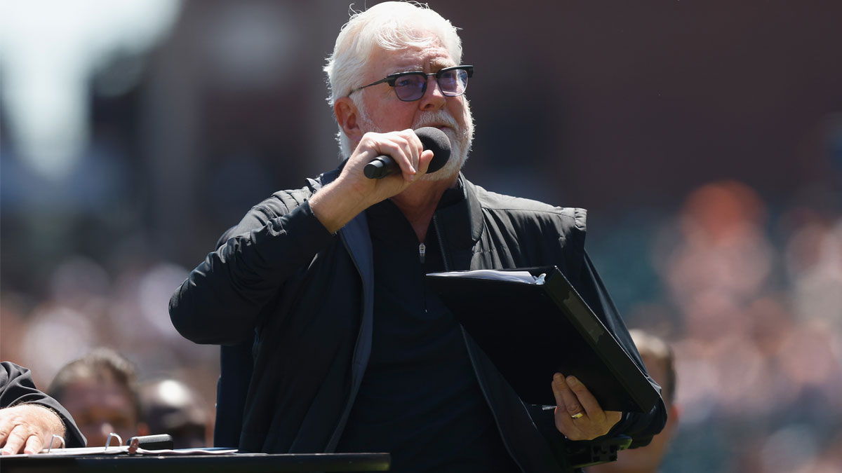 Mike Krukow ‘appalled’ by bizarre fan incident in Giants-Braves game – NBC Sports Bay Area & California