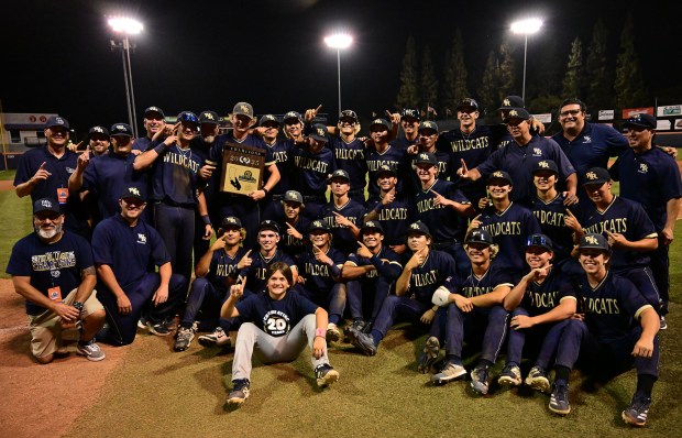 West Ranch celebrates after they defeated Mater Dei n the...