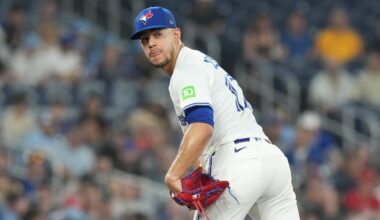 Alejandro Kirk drives in Vladimir Guerrero Jr. to lift Jays to 2-1 win over Phillies